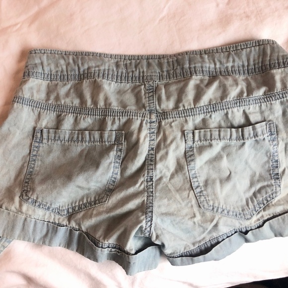 Front-Tie Forever 21 Mid-Waisted Shorts (XS/S) - Picture 2 of 3